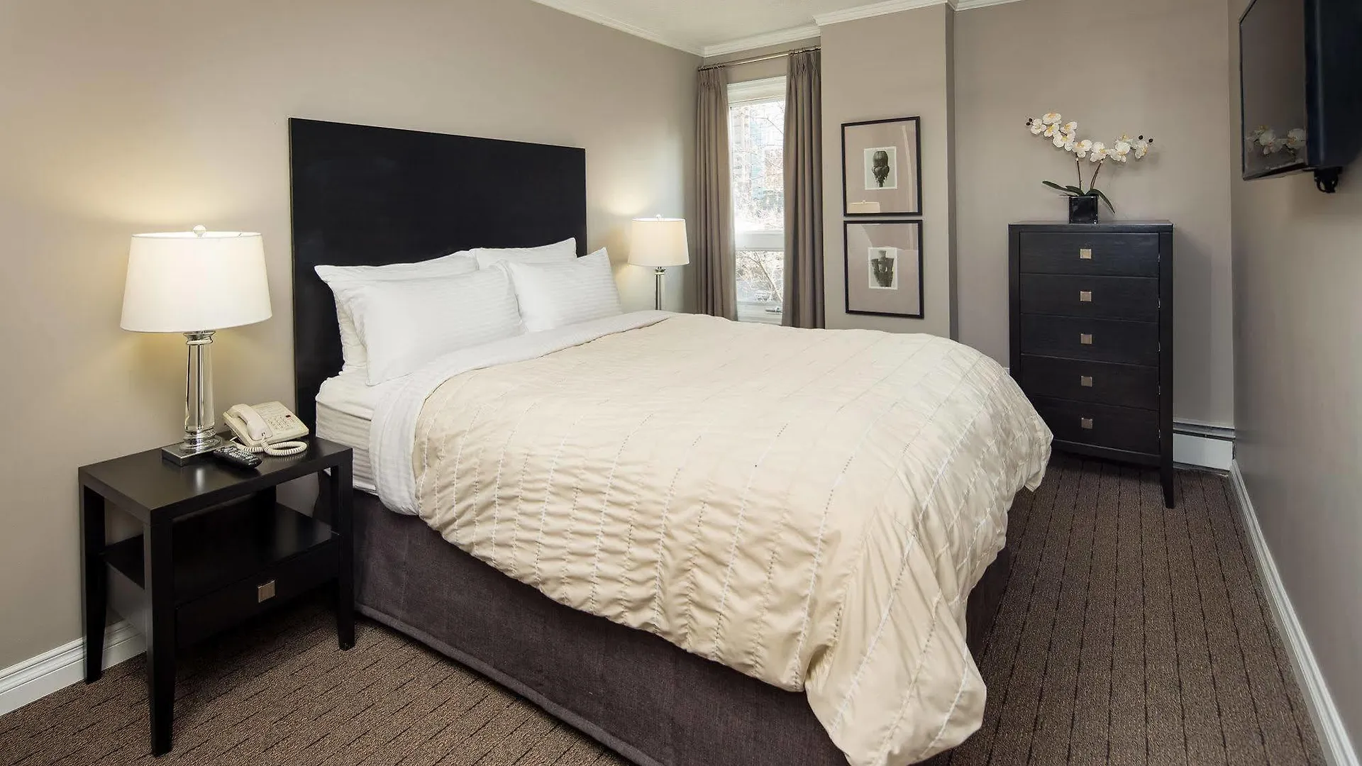 **** Aparthotel Execsuite Inc. Calgary Canada